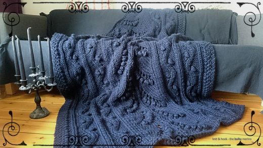 knit & hook - the bulky merino Knäuel - 907 Schwarzblau