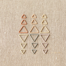 COCOKNITS - Triangle Stich Markers Earth Tones, Dreieckige Maschenmarkierer Erdtne