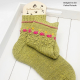Strickpaket in Pastellgelb - Socken The Flowers and the Bees von greenermakes